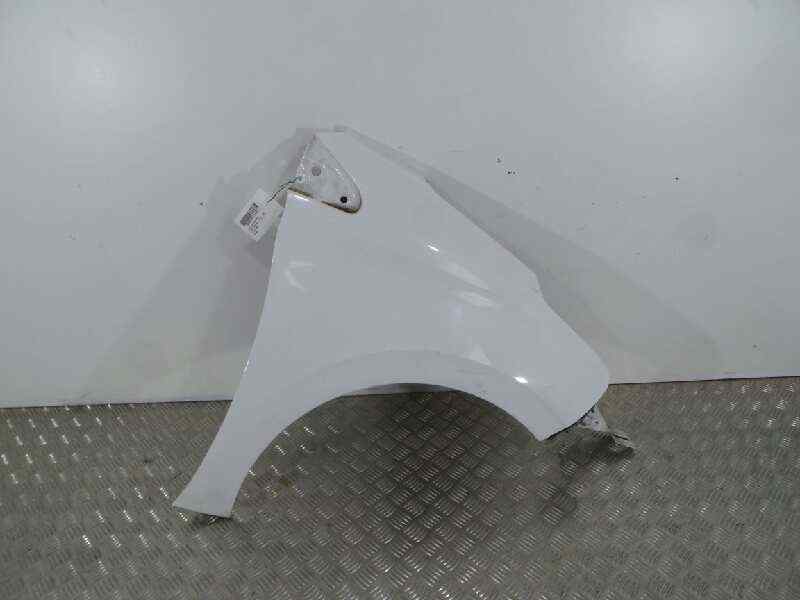 Peugeot 2008 aile avant droite