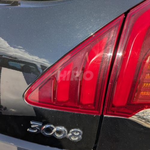 Peugeot 3008 feu arrière droit
