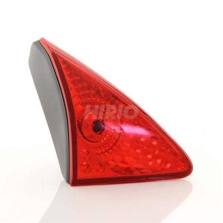 Feu arrière gauche peugeot 3008 dans coffre