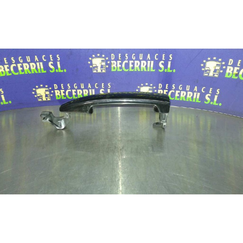 Peugeot 407 poignée extérieure arrière droite