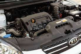 Kia ceed cache capot moteur