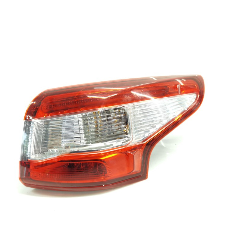 Feu arrière droit nissan qashqai j11