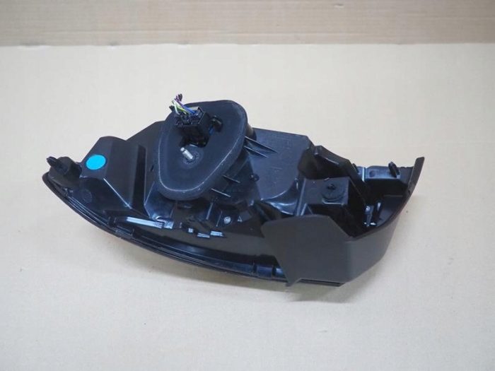 Feu Rouge arriere droite peugeot 208 2020 – Image 2