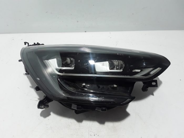 Optique Droiute RENAULT Megane IV 2016-2022